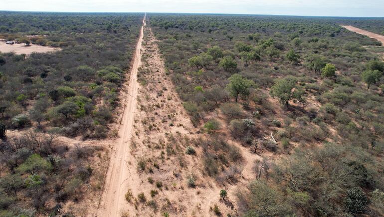 Los médanos de la Región Occidental (Chaco) del país son hoy el blanco de duras controversias.