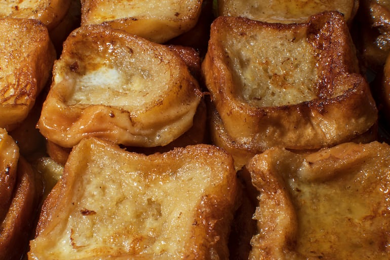 Torrijas o tostadas francesas.