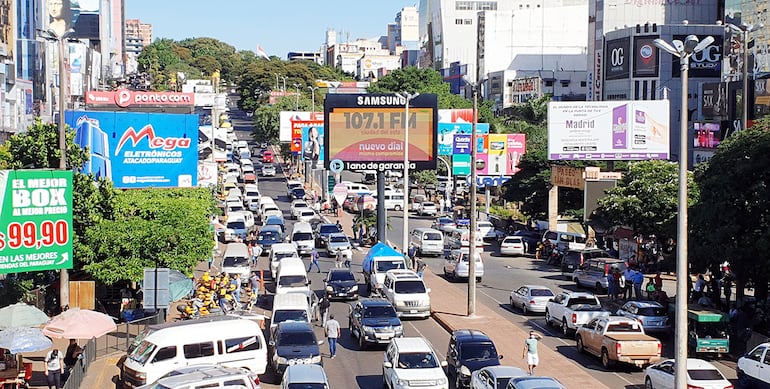 Hay productos ingresados por el régimen de turismo que no se venden en las ciudades de frontera, sino llegan a Asunción, critican.