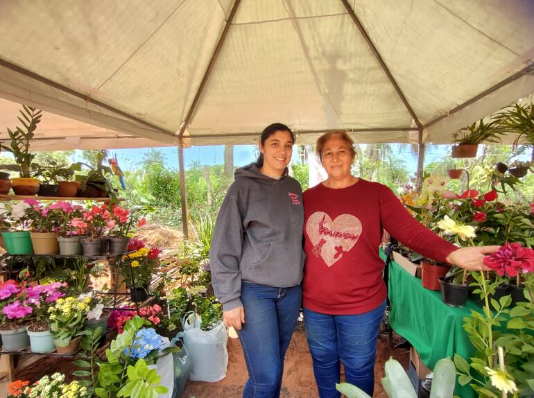 Sebastiana Vega y Rocio Cabrera.