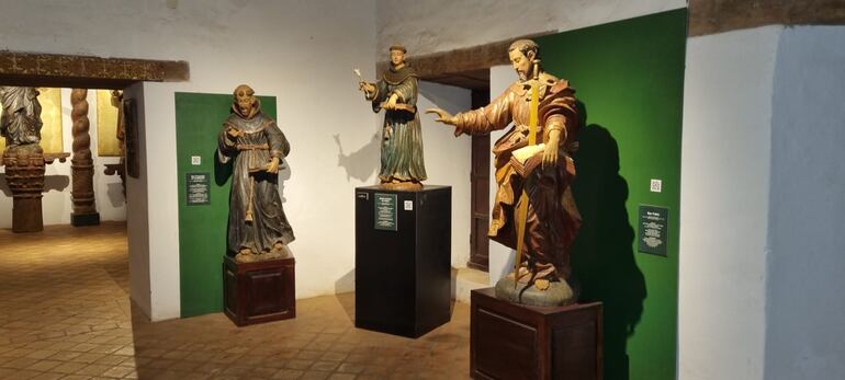 En San Ignacio, encontrase museo Diocesano de Arte de las Reducciones Jesuíticas.
