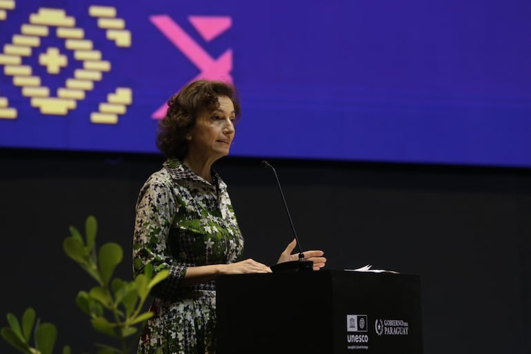 Audrey Azoulay, directora general de la Unesco, durante la apertura de la 19° reunión del Comité Intergubernamental para la Salvaguardia del Patrimonio Cultural Inmaterial, que se celebra en Paraguay.