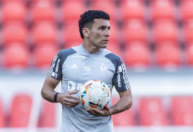 Junior Alonso, zaguero paraguayo del Atlético Mineiro.