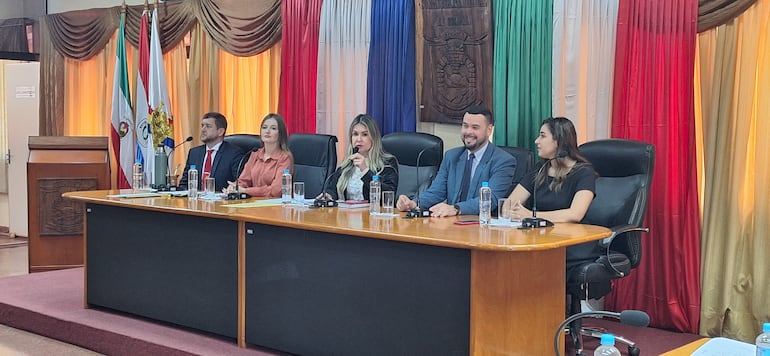 Nueva mesa directiva de la Junta departamental de Itapúa.