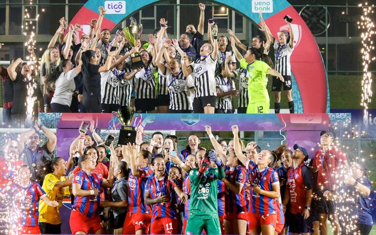 Libertad y Cerro Porteño juegan la final de la primera Supercopa Paraguay Femenina.