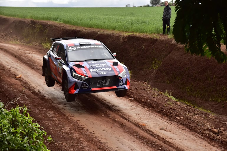 Fau Zaldívar y Marcelo der Ohannesian (Hyundai i20 N Rally2) finalizaron en el cuarto lugar de la clasificación general del rally colono.