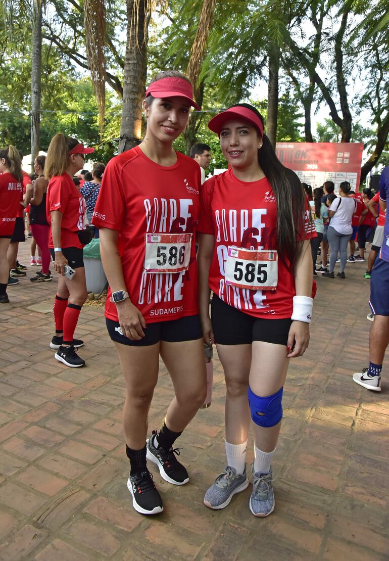 Melissa Venegas e Hilda Garay.